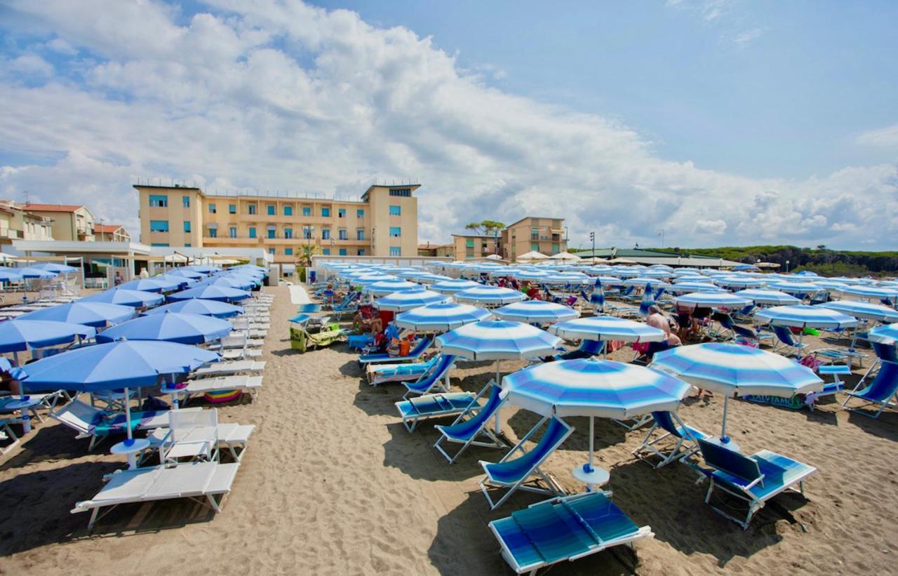 Hotel Stella Marina Marina di Cecina Exterior photo
