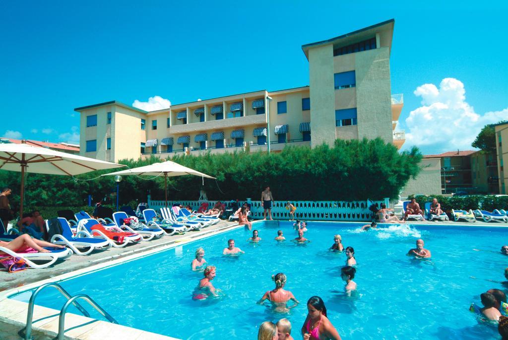 Hotel Stella Marina Marina di Cecina Exterior photo