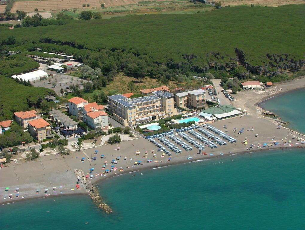 Hotel Stella Marina Marina di Cecina Exterior photo