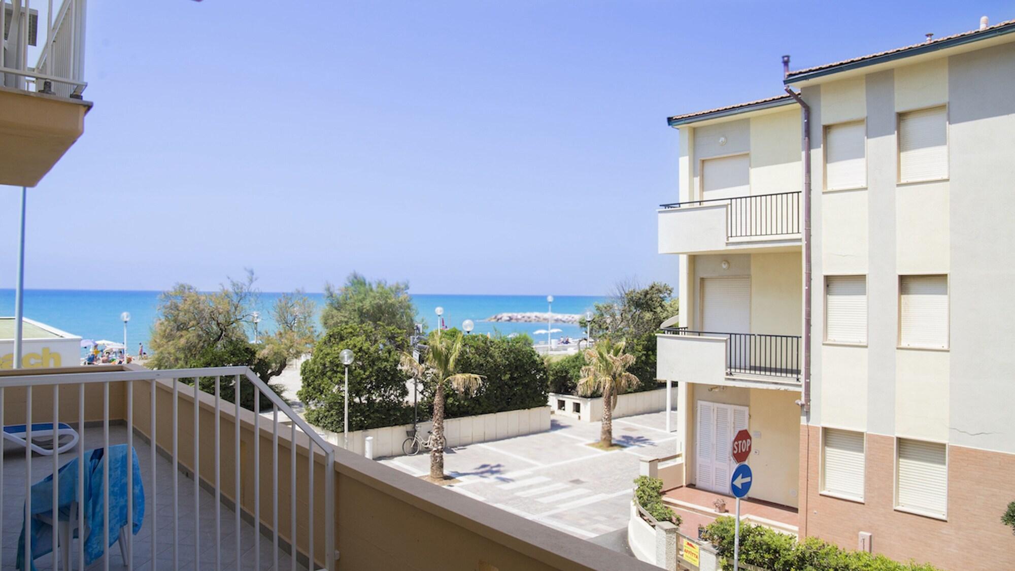 Hotel Stella Marina Marina di Cecina Exterior photo
