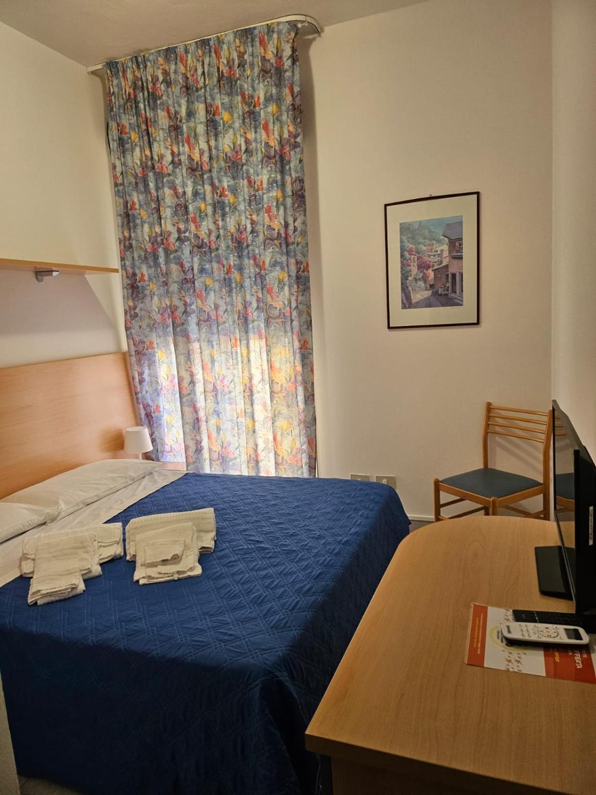 Hotel Stella Marina Marina di Cecina Exterior photo